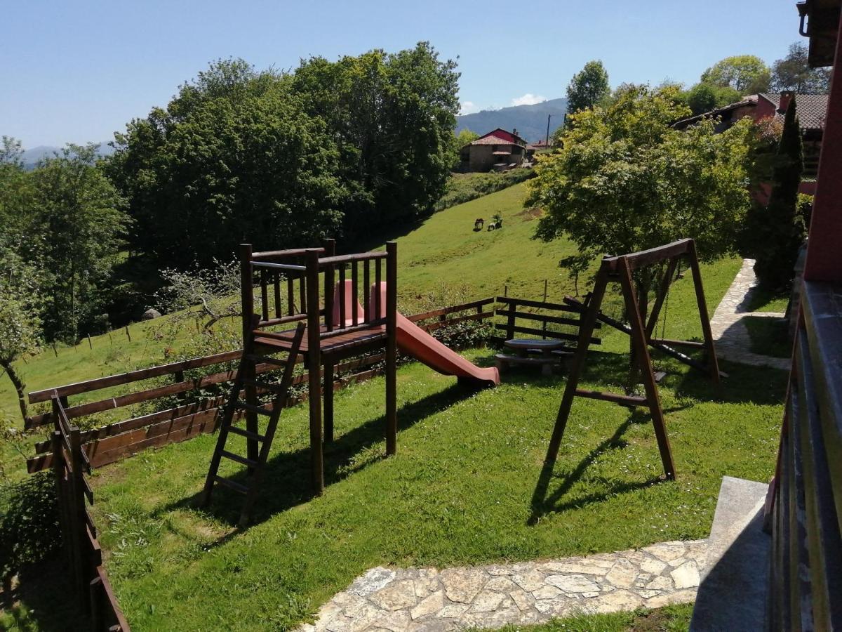 Apartamentos Rurales El Mirador De San Juan Onís Esterno foto