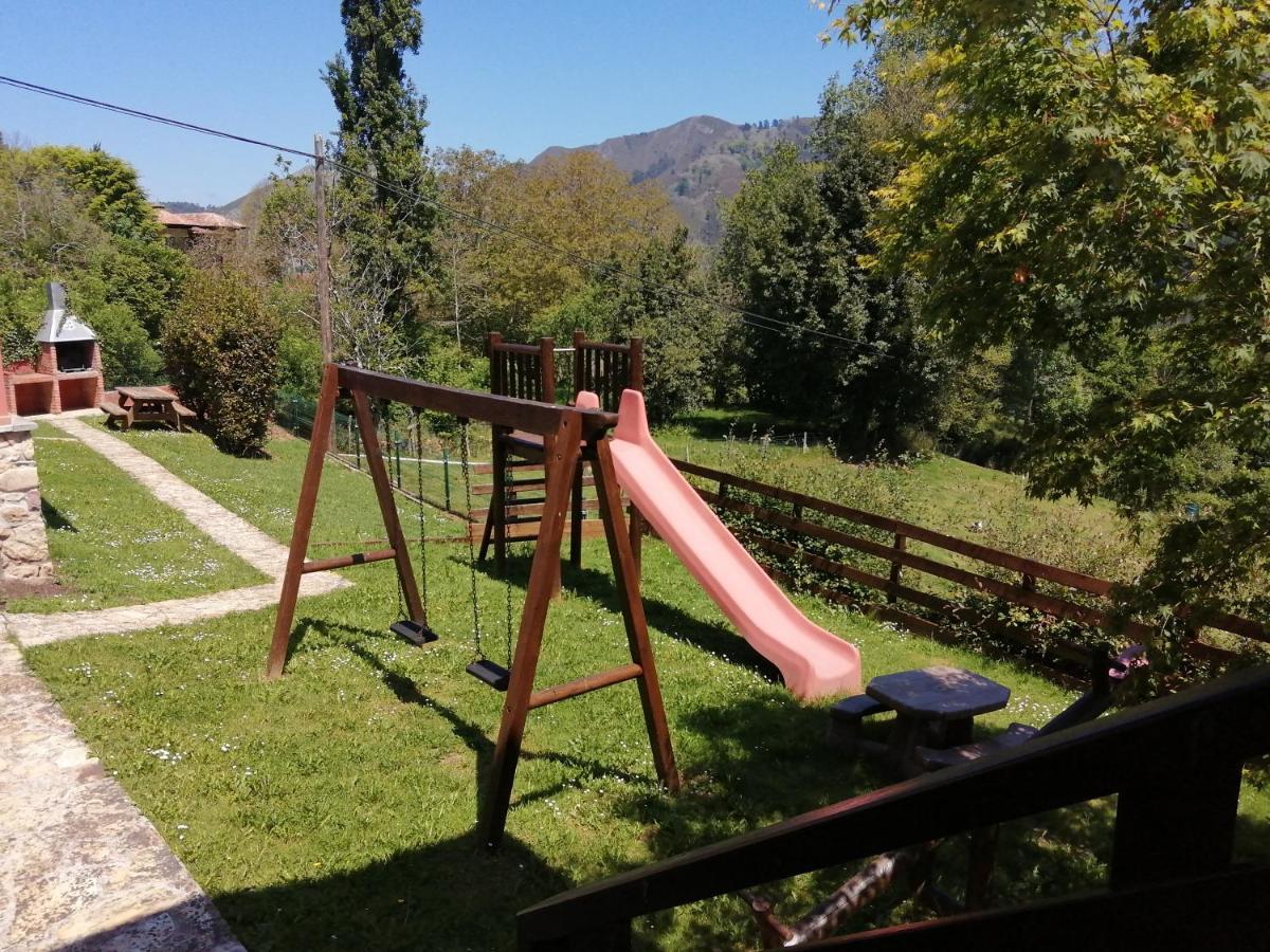 Apartamentos Rurales El Mirador De San Juan Onís Esterno foto